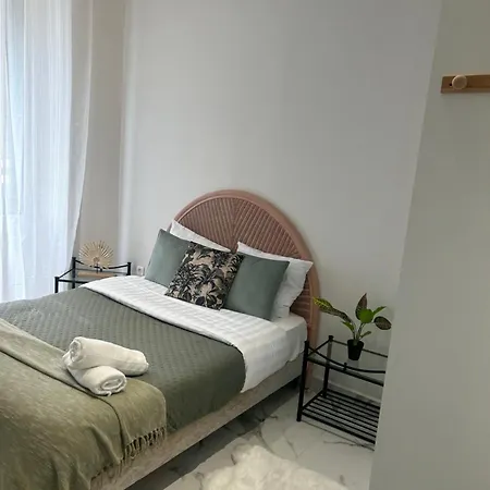 Good Time Familly アパート *